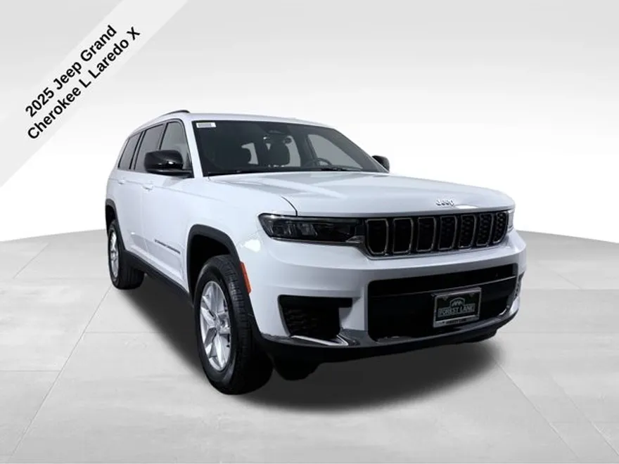 2025 Jeep Grand Cherokee Laredo X photo 1