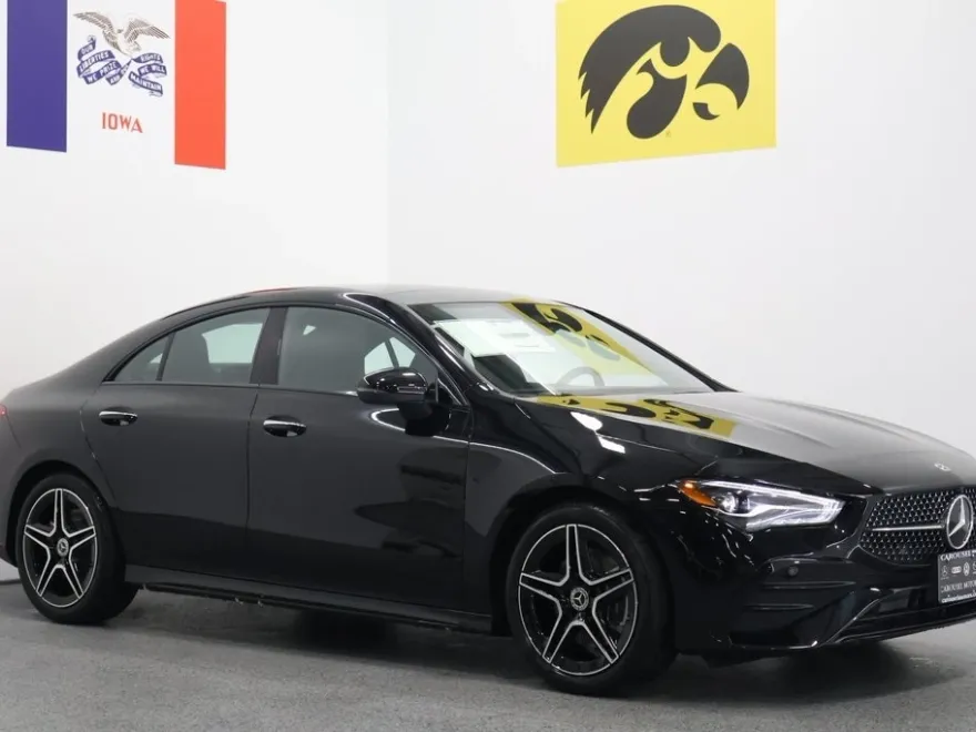 2025 Mercedes Benz CLA 250 4MATIC photo 1