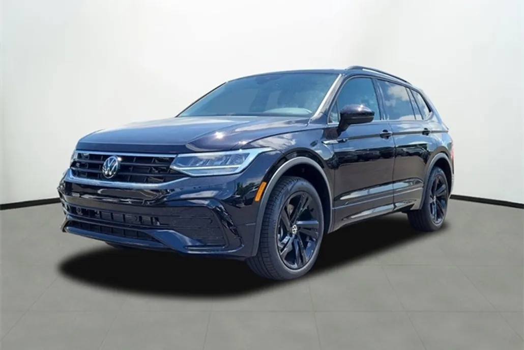 2024 Volkswagen Tiguan SE R-Line Black photo 1