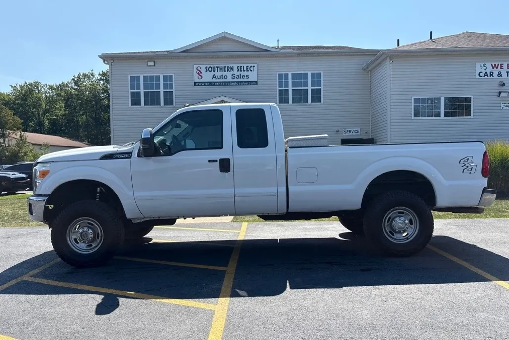 2012 Ford F-250 photo 1