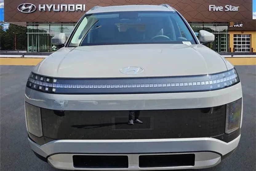 2026 Hyundai Ioniq SEL photo 1