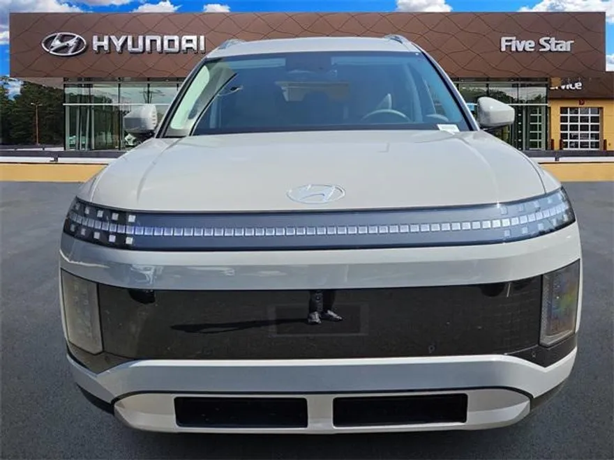 2026 Hyundai Ioniq SEL photo 1