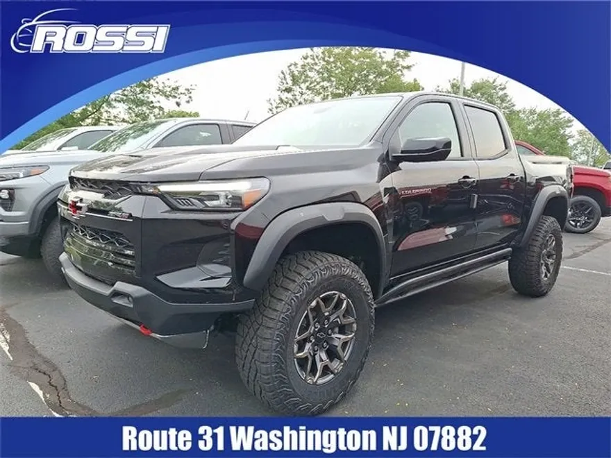 2025 Chevrolet Colorado ZR2 photo 1