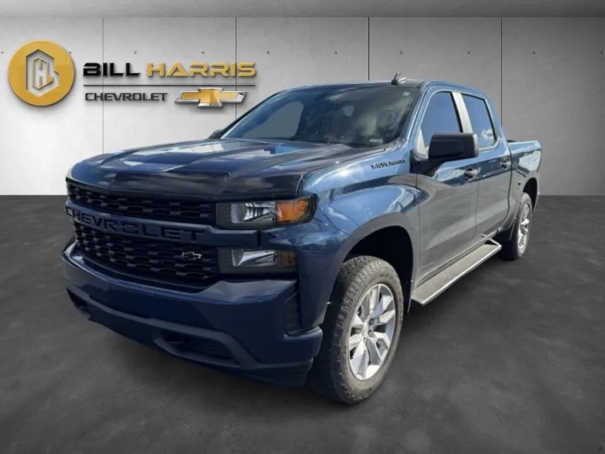 2020 Chevrolet Silverado 1500 Custom photo 1