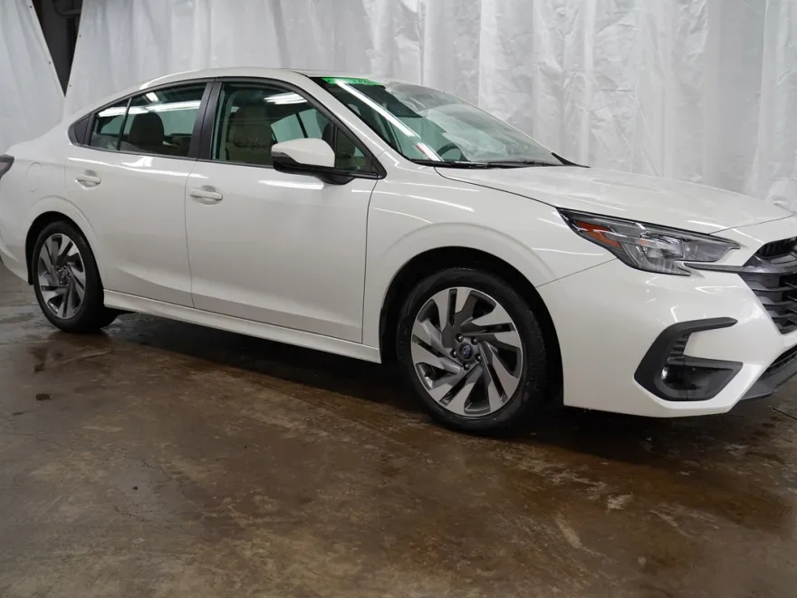 2025 Subaru Legacy Limited photo 1
