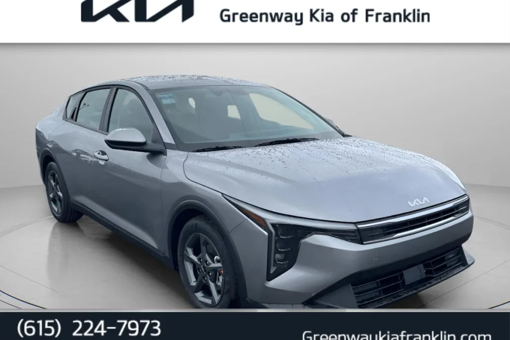 2025 Kia K4 LXS photo 1