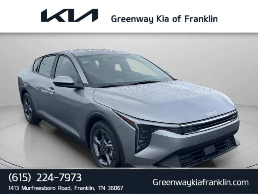 2025 Kia K4 LXS photo 1