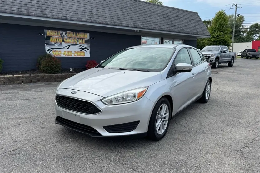 2018 Ford Focus SE photo 1