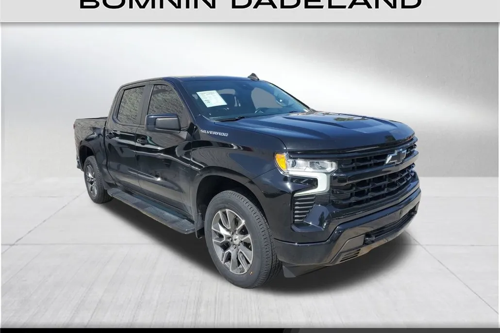 2022 Chevrolet Silverado 1500 RST photo 1