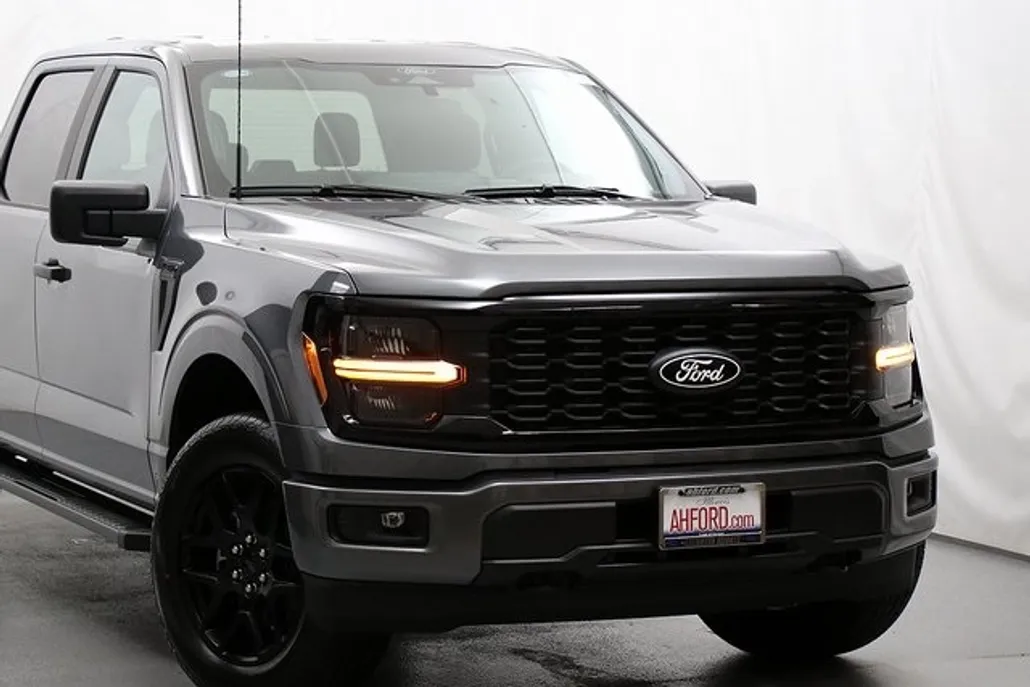 2025 Ford F-150 STX photo 1