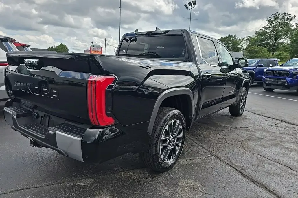 2024 Toyota Tundra Limited photo 1