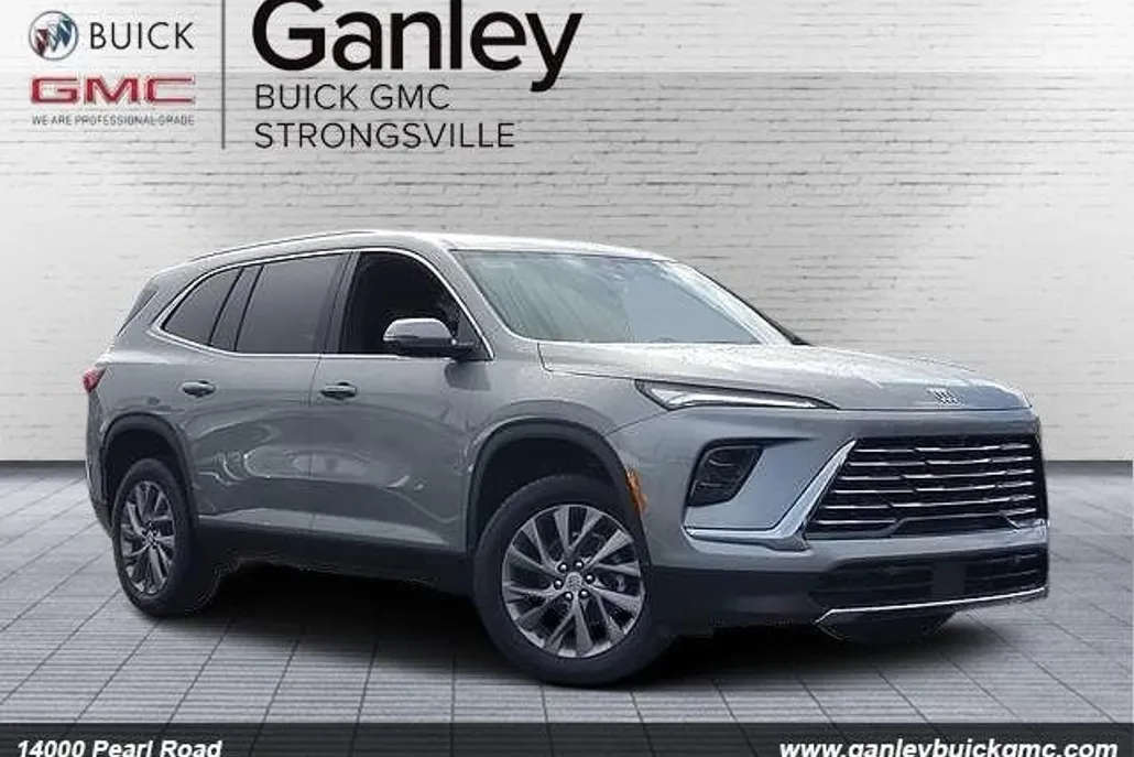 2025 Buick Enclave Preferred photo 1