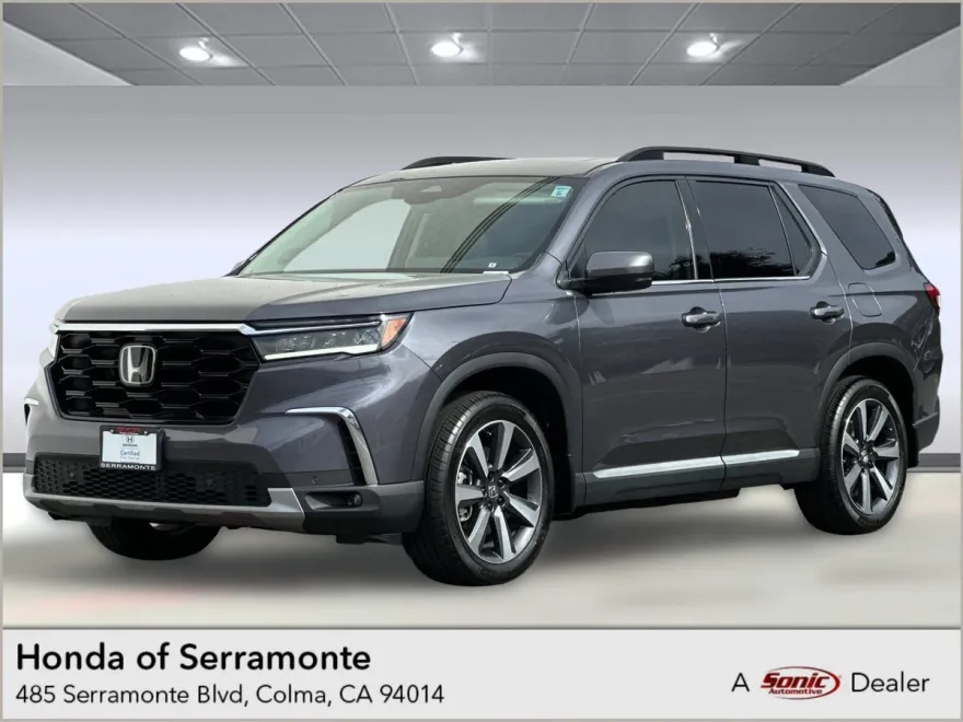 2024 Honda Pilot Touring photo 1