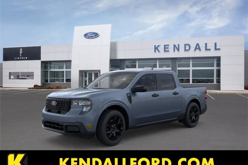 2025 Ford Maverick XLT photo 1