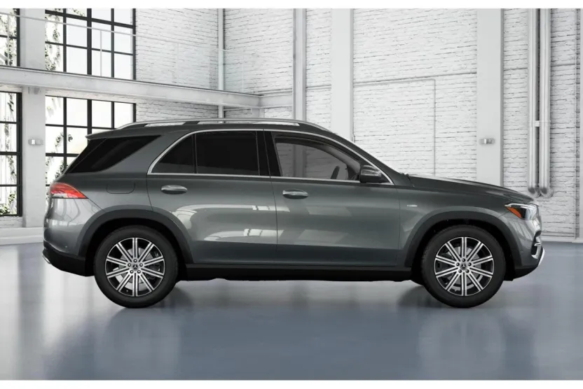 2026 Mercedes Benz GLE 450e 4MATIC photo 1