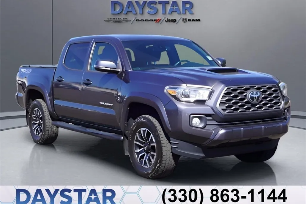 2020 Toyota Tacoma TRD Sport photo 1