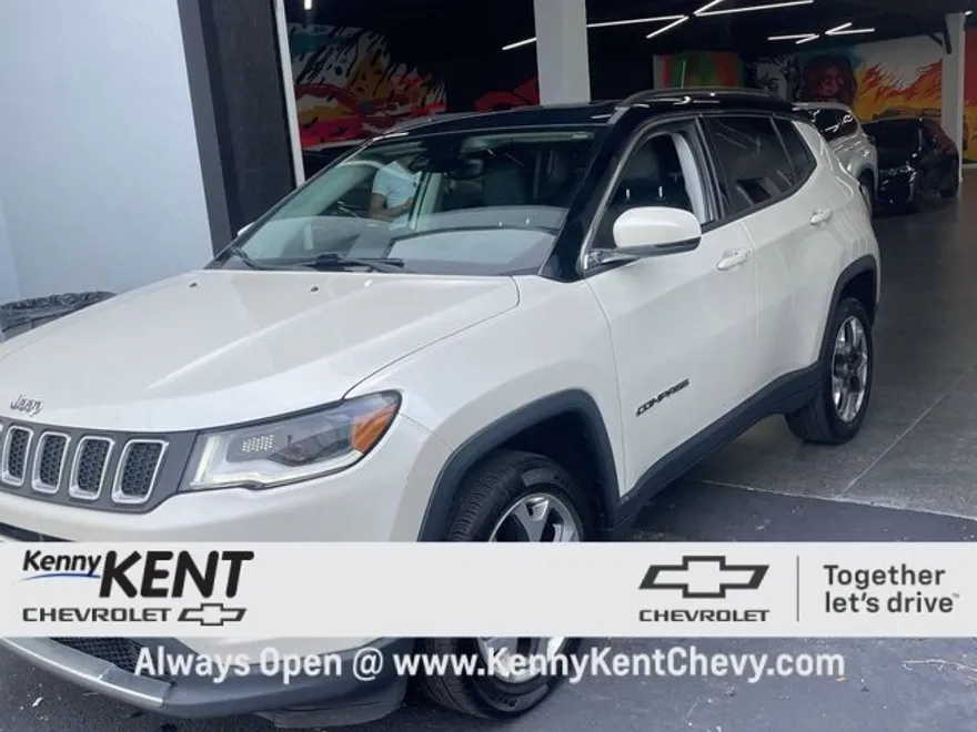 2018 Jeep Compass Limited photo 1
