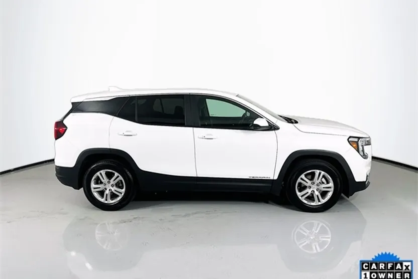 2024 Gmc Terrain SLE photo 1