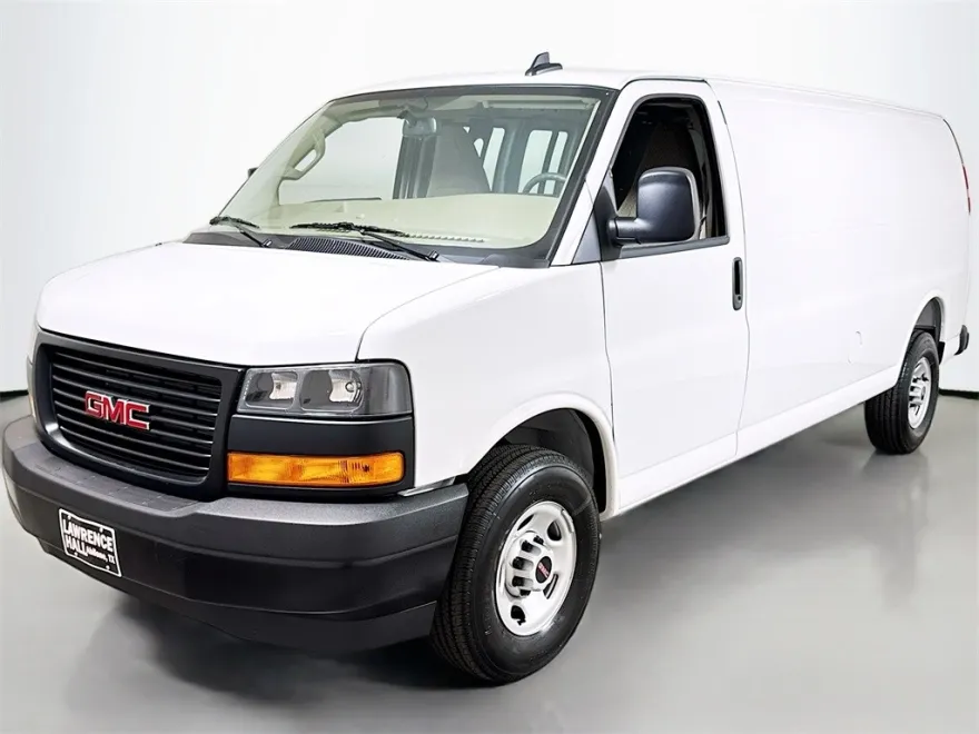 2025 Gmc Savana 3500 photo 1