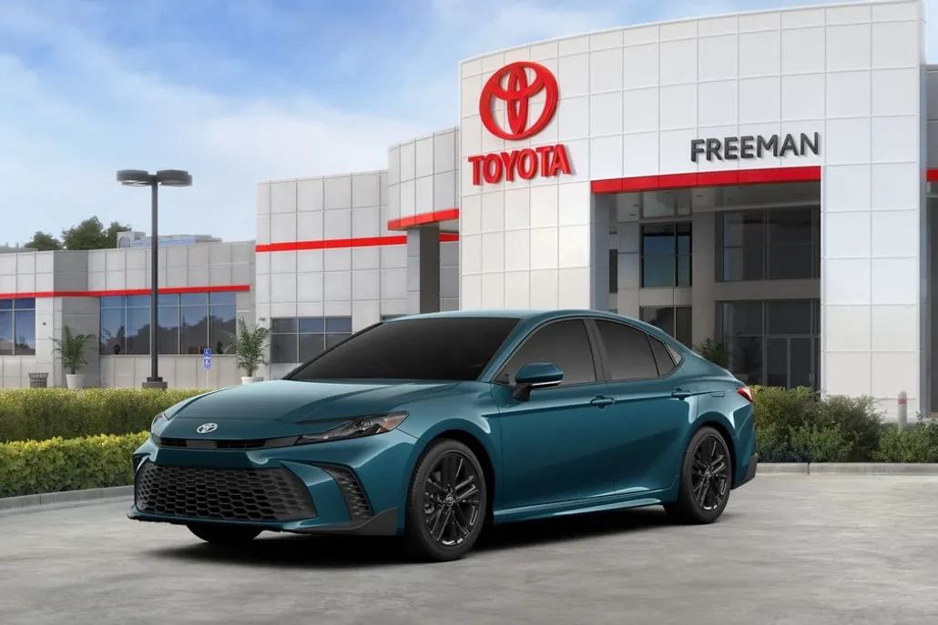 2026 Toyota Camry SE photo 1