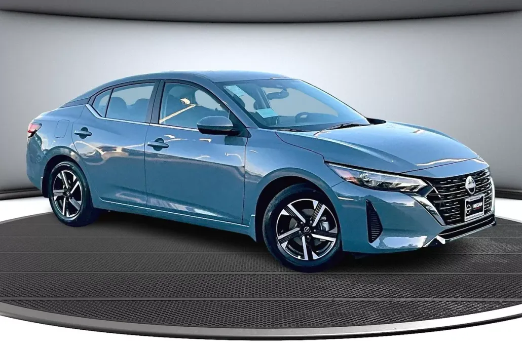 2025 Nissan Sentra SV photo 1