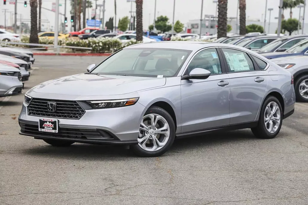 2025 Honda Accord LX photo 1