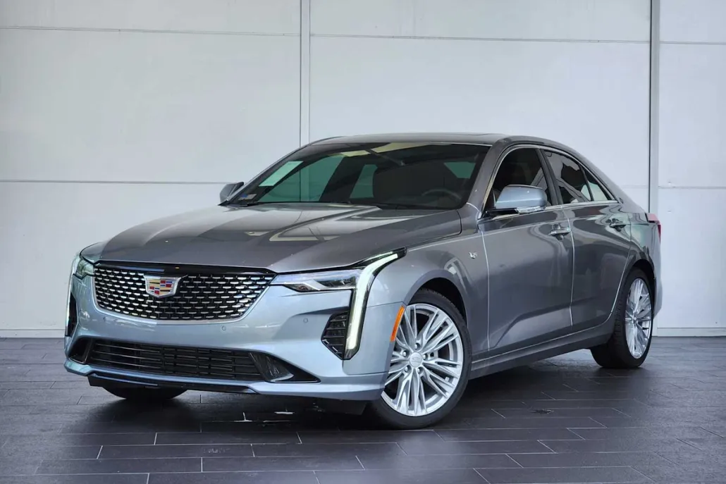 2025 Cadillac CT4 Premium Luxury photo 1