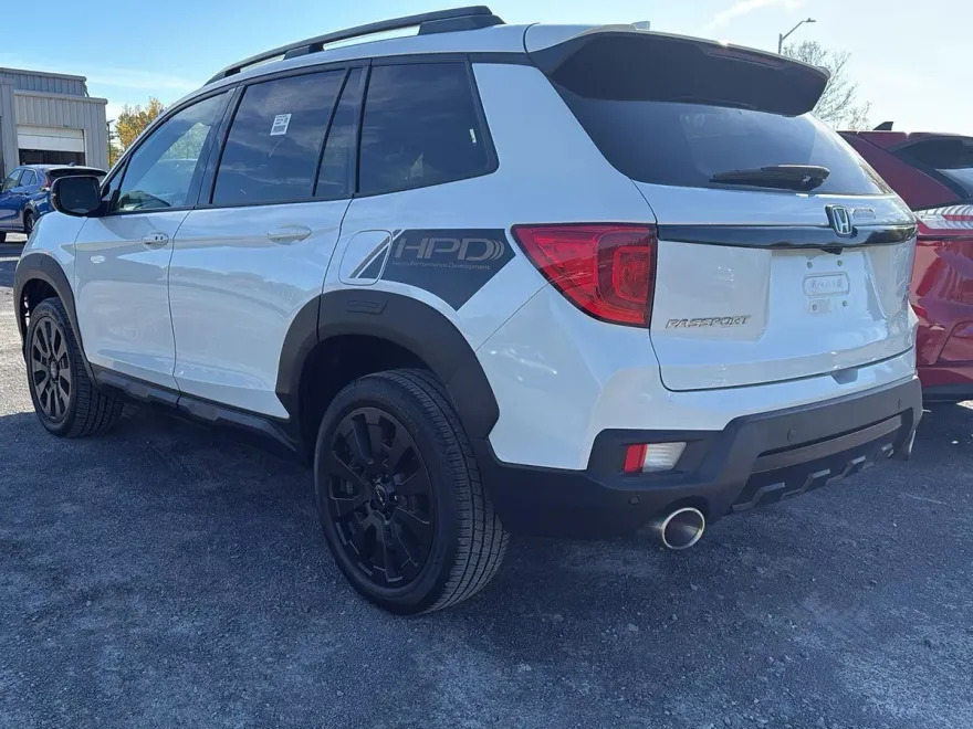 2022 Honda Passport Elite photo 1