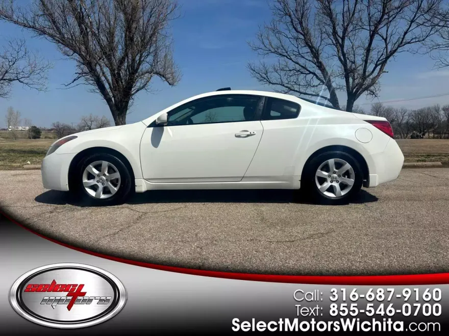2009 Nissan Altima 2.5 S photo 1