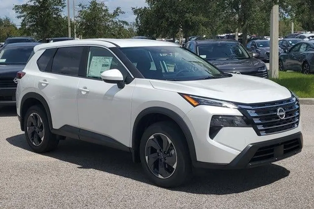 2026 Nissan Rogue SV photo 1