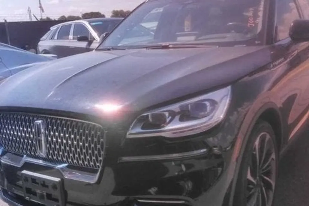 2020 Lincoln Aviator Reserve photo 1
