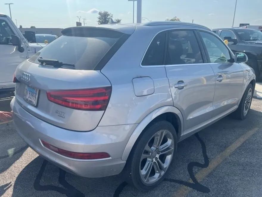2015 Audi Q3 Prestige photo 1