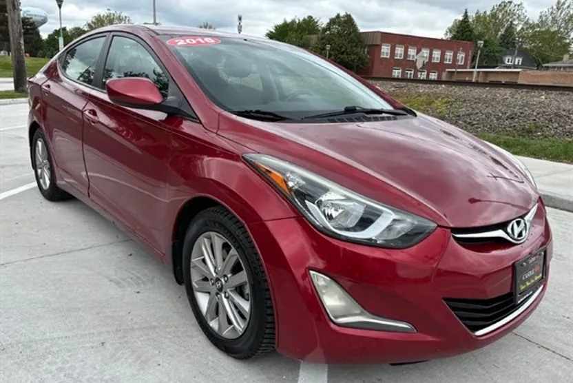 2016 Hyundai Elantra SE photo 1