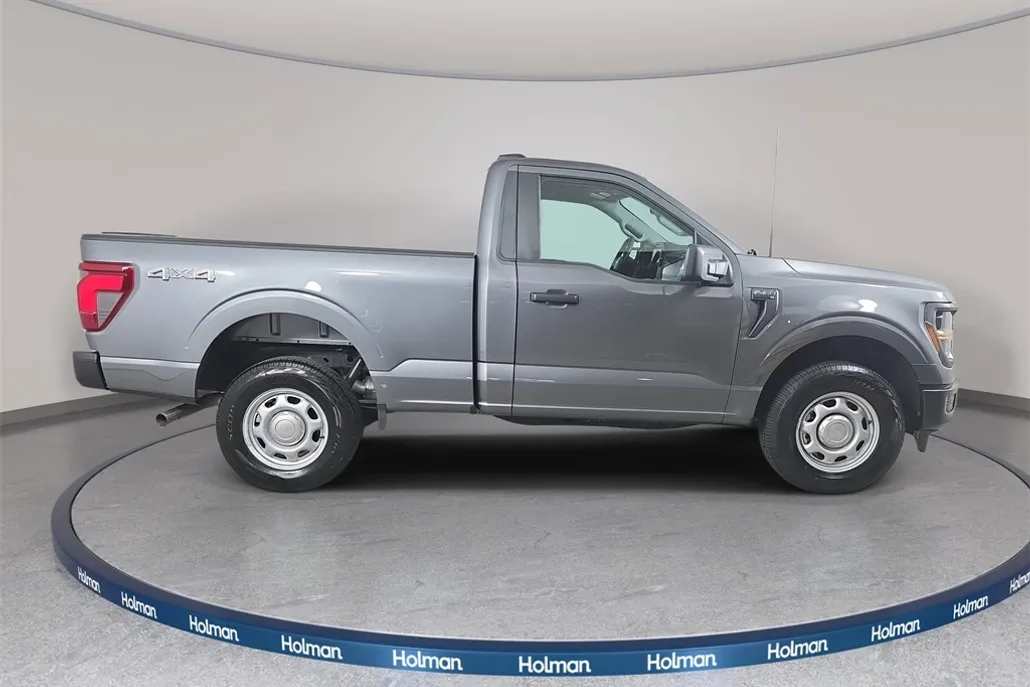 2025 Ford F-150 XL photo 1