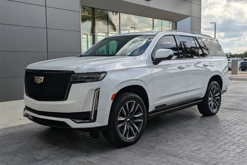 2023 Cadillac Escalade Sport Platinum photo 1