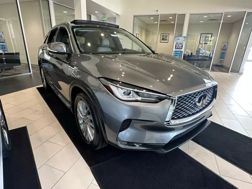 2025 Infiniti QX50 Luxe AWD photo 1