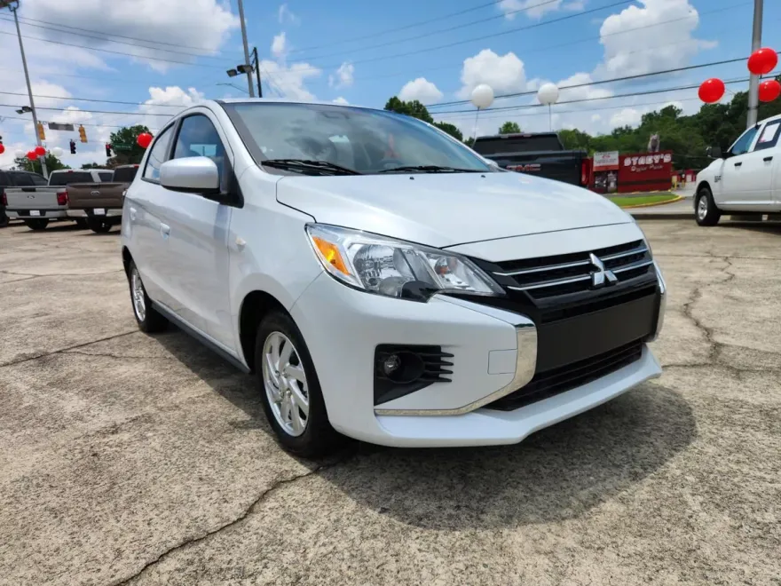 2024 Mitsubishi Mirage LE photo 1