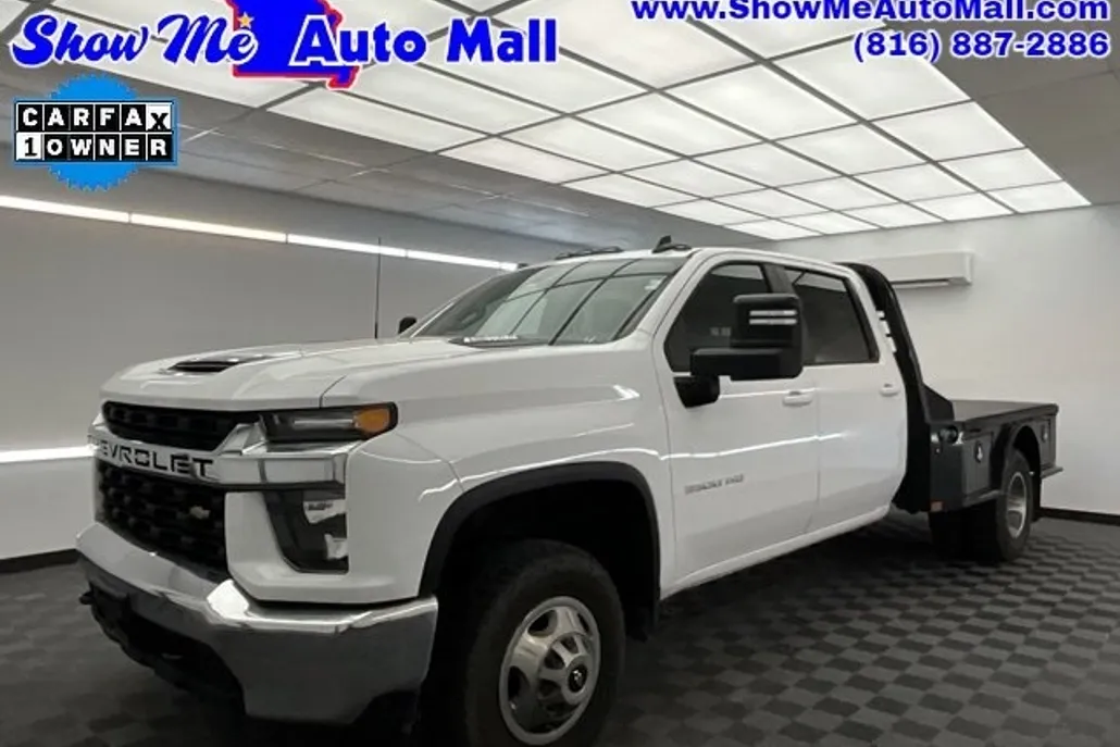 2023 Chevrolet Silverado 3500HD LT photo 1
