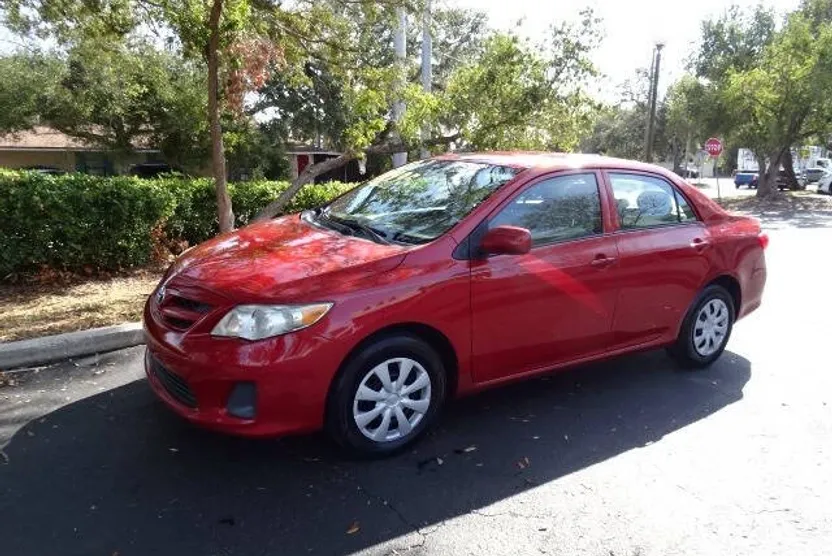 2013 Toyota Corolla S photo 1