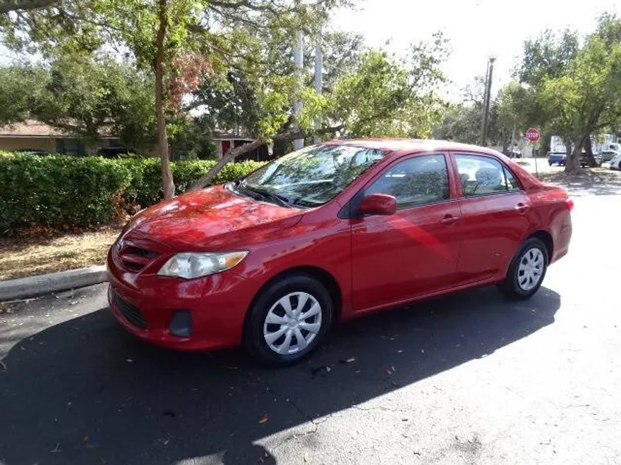 2013 Toyota Corolla S photo 1