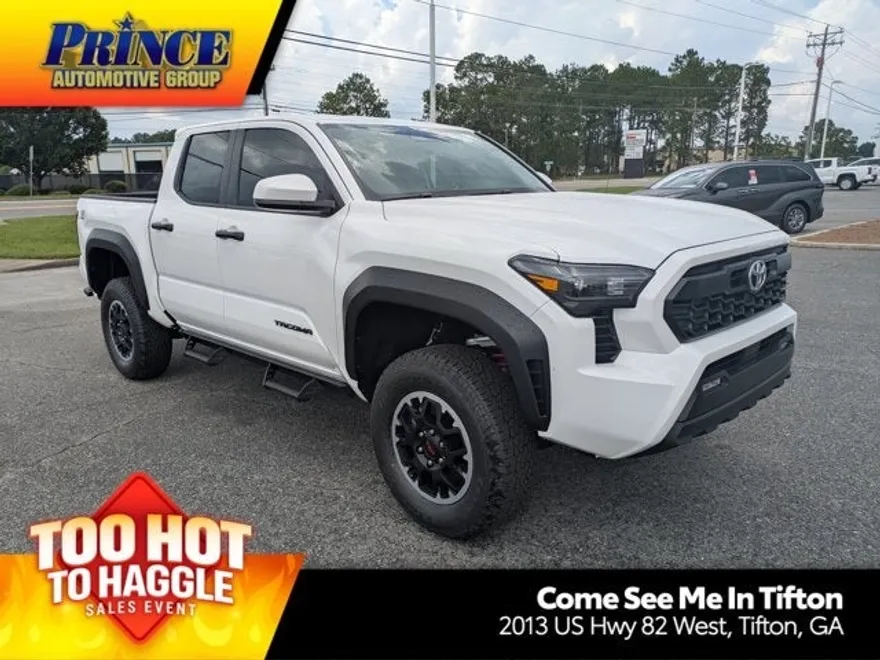 2025 Toyota Tacoma 4x4 TRD Off-Road photo 1
