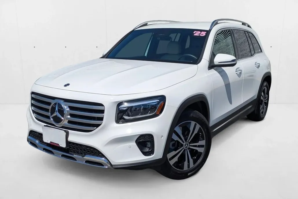 2025 Mercedes Benz GLB 250 photo 1