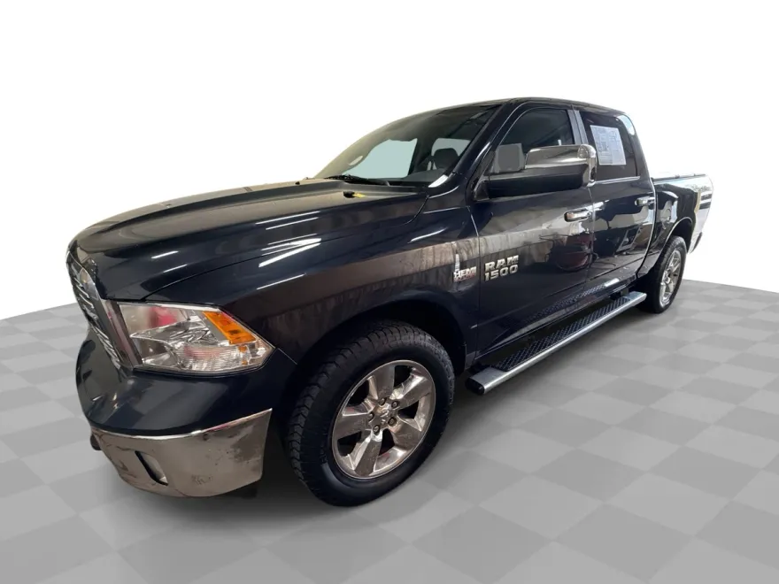 2013 Ram 1500 SLT photo 1