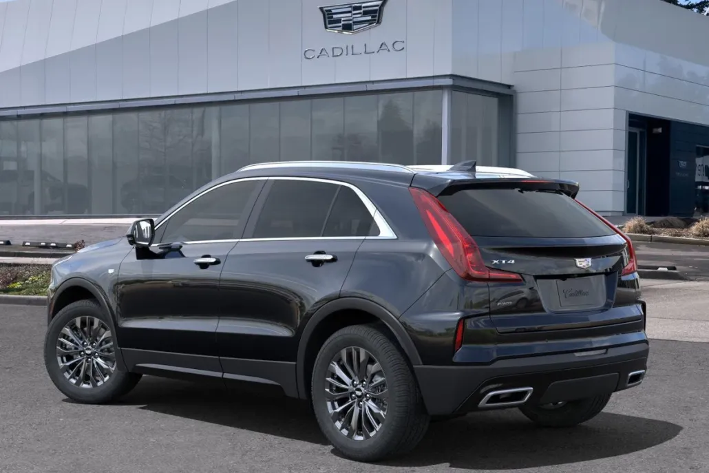 2025 Cadillac XT4 Premium Luxury photo 1