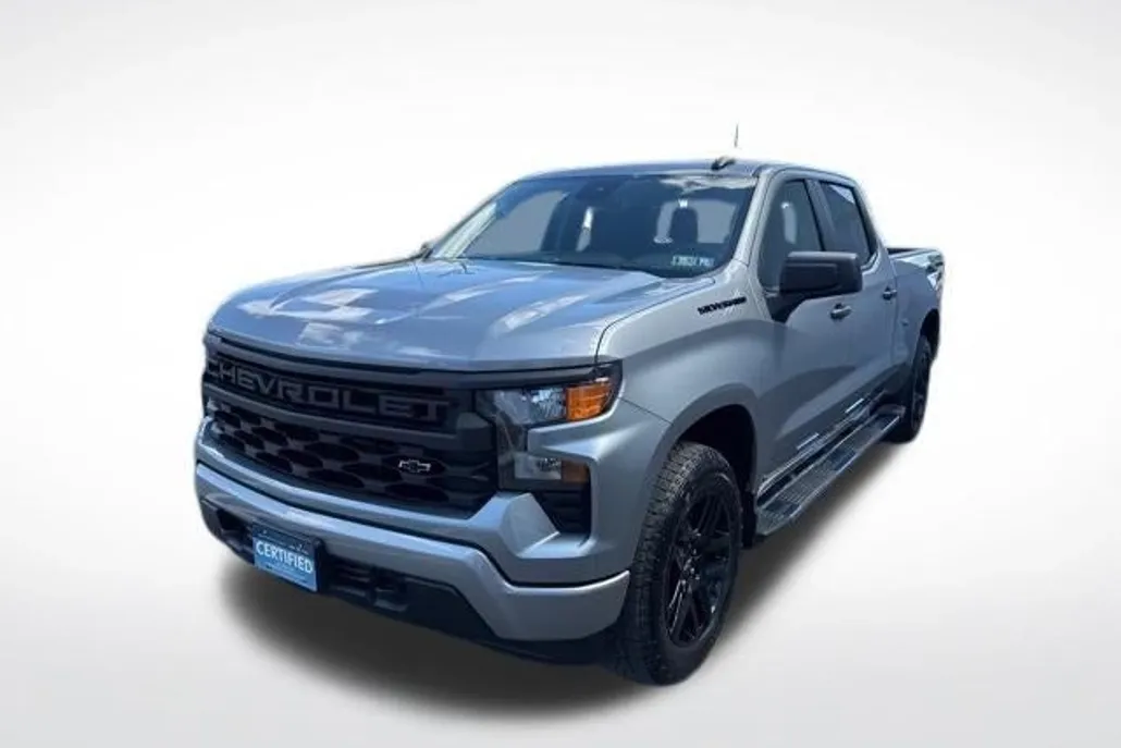 2023 Chevrolet Silverado 1500 Custom photo 1
