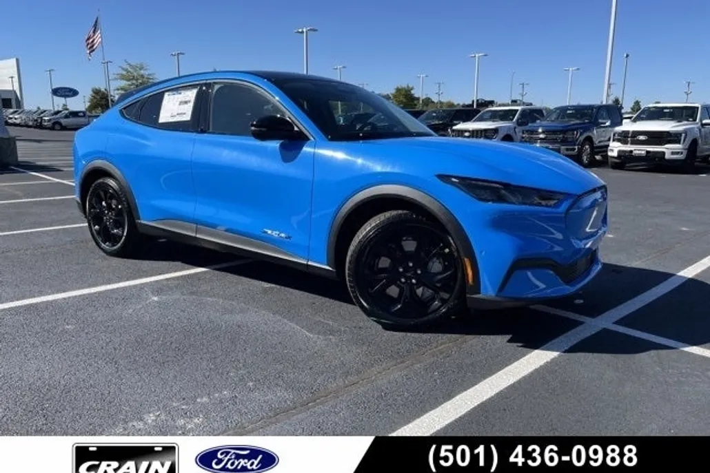 2024 Ford Mustang Mach-E Select photo 1