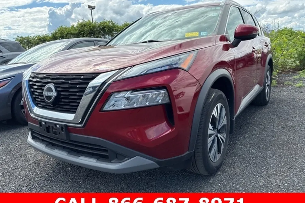 2022 Nissan Rogue SV photo 1