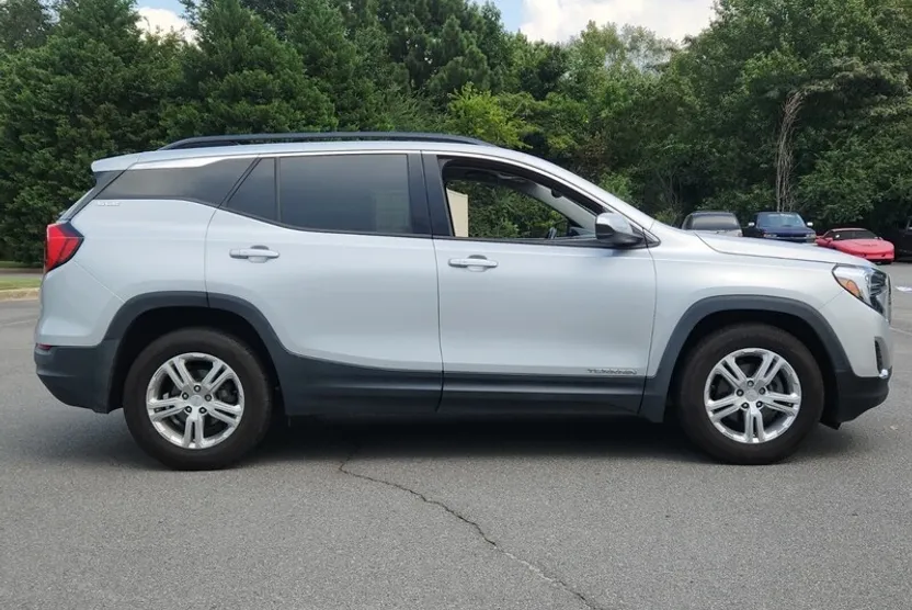 2020 Gmc Terrain SLE photo 1