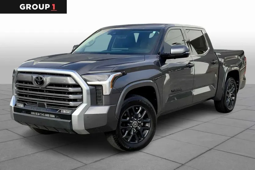2023 Toyota Tundra Limited CrewMax photo 1