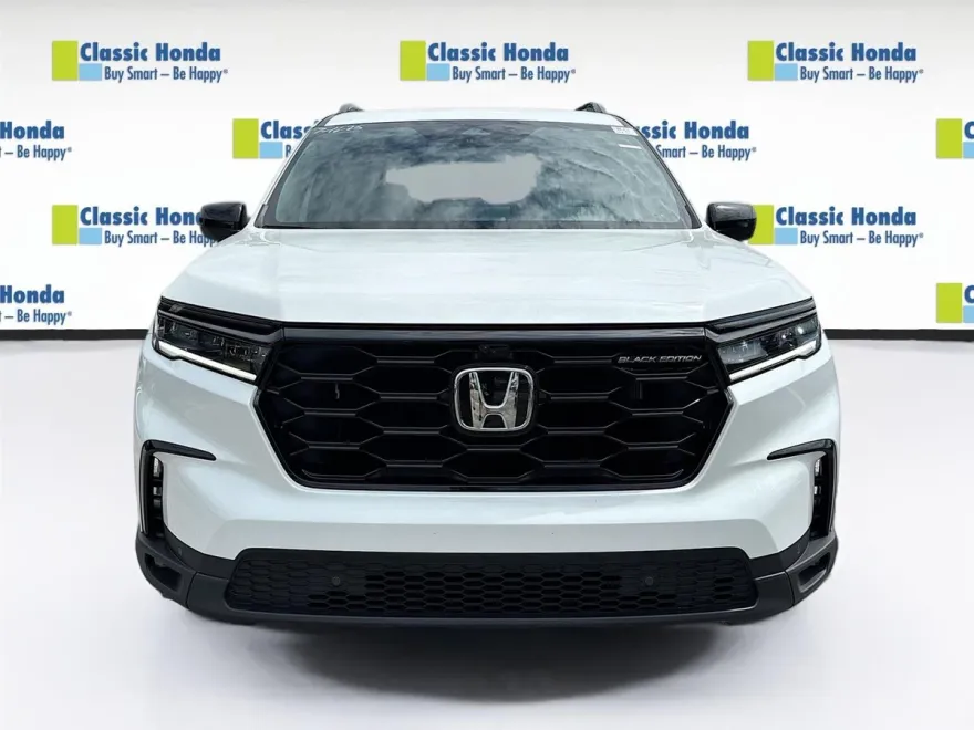 2025 Honda Pilot Black Edition photo 1